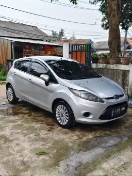 FORD FIESTA 2011 TREND AT