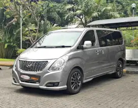 KM LOW Hyundai H1 H-1 XG 2018 Abu Metalik
