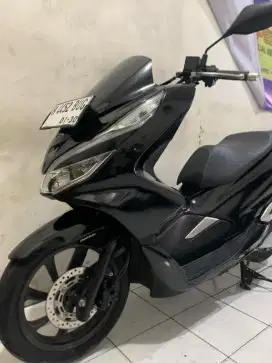 honda pcx 150 cbs