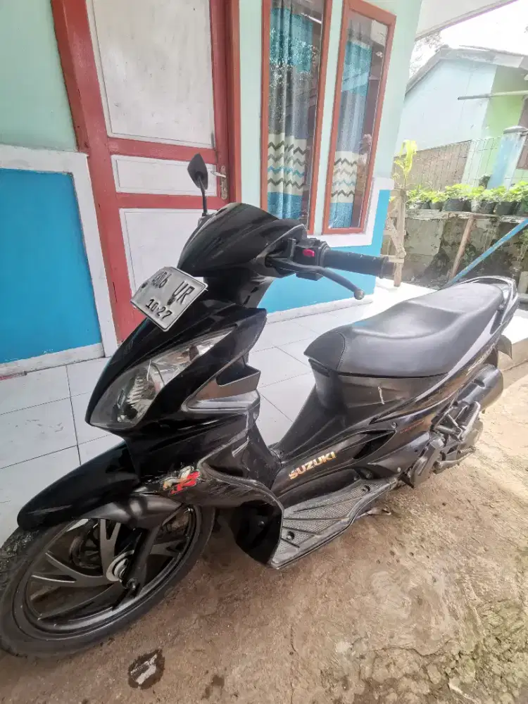 Suzuki Skywave 125 Blue shine