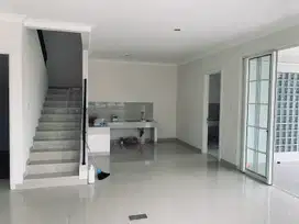 Dijual Cepat Rumah Hook Siap Huni Lokasi Strategis di Podomoro Park