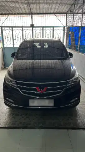 Wuling Cortez 1.8 L LUX 7 Seater 2018