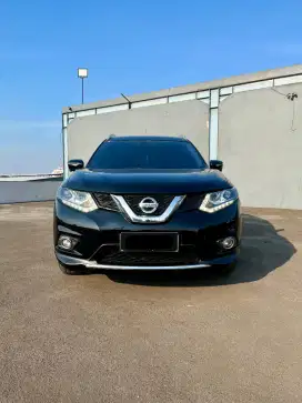 Nissan Xtrail  2.0 AT 2018