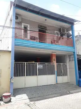 Rumah Kos 20 Kamar Dekat Kampus B UNAIR, 90% Penuh!