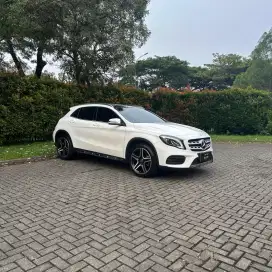 Mercedes Benz GLA 200 AMG 2018