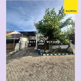 Dijual rumah hitung tanah rungkut surabaya