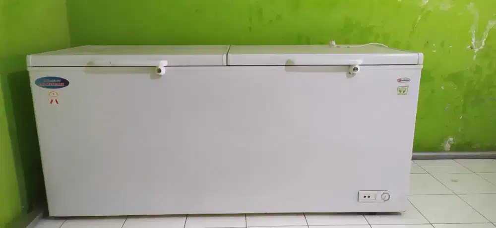 Freezer Box 2 Pintu