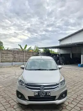 Ertiga 2016 GL manual. Km 79rb antik