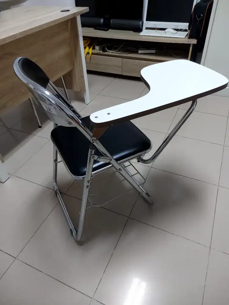 Kursi + meja chitose
