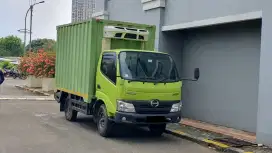 [ BOX CHILLER ] Hino Dutro Engkel 110SD Container MT Manual 2022 2023