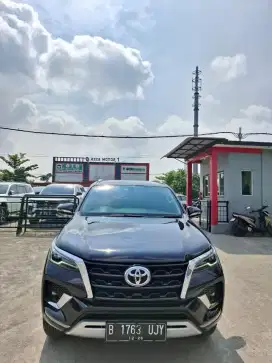 Fortuner 2021 G diesel matic. Km 82rb antik