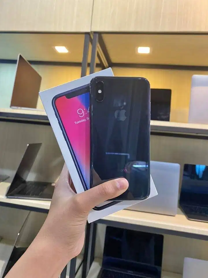 iPhone X 256GB – Fullset, Siap Pakai, Harga Bersahabat!