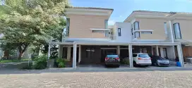 Disewakan rumah hook premium, lingkungan nyaman, aman & asri.