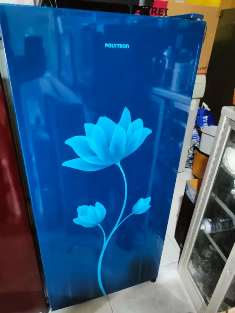 Kulkas Polytron 1pintu istimewa like new