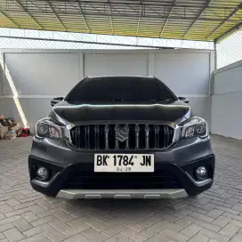 (Tdp 20juta) Suzuki Sx4 scross 2017 A/T Abu