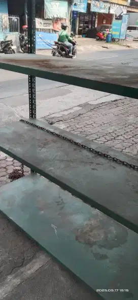 Rak susun 4 besi siku besar
