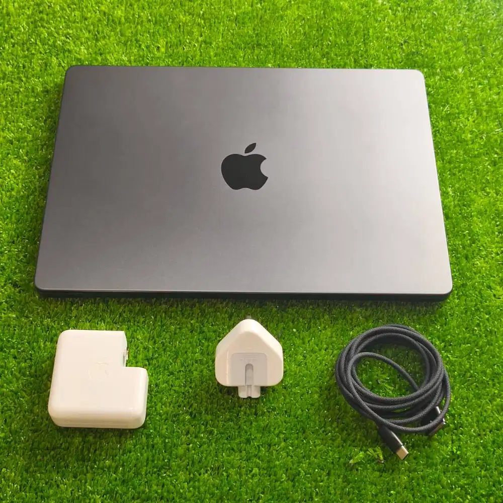 Macbook Pro 14inch 2024 M4 RAM 16GB SSD 512GB Space Black CC 52 Garans