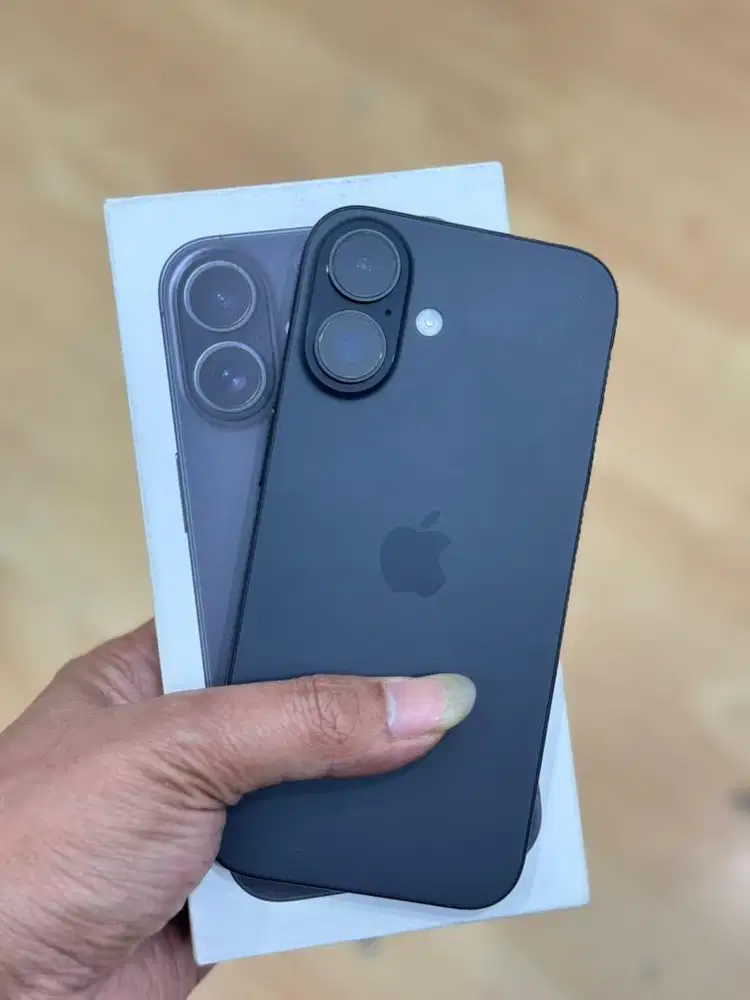 Iphone 16 128GB Black ibox BH 100% , CC 149 garansi sampai juni 2026