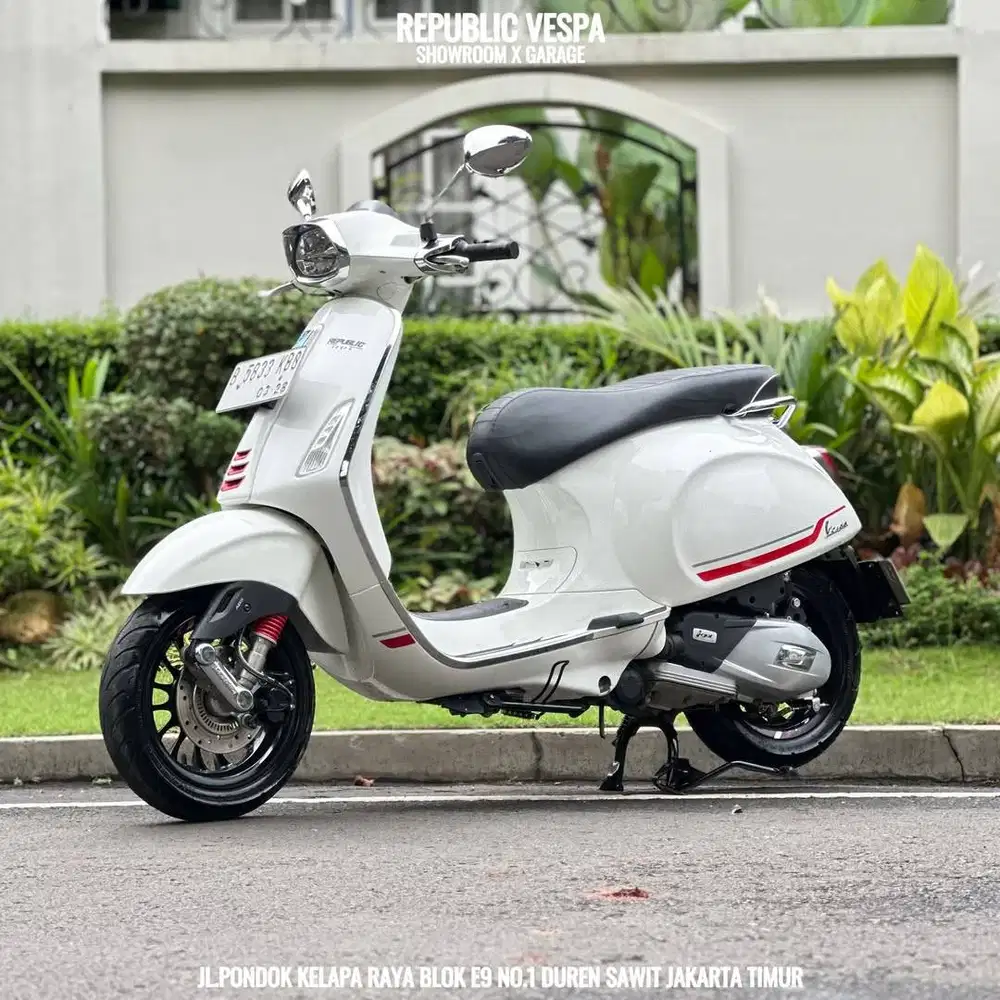Piaggio Vespa Sprint S 150 IGET ABS LED TAHUN 2023 WARNA WHITE INNOCEN
