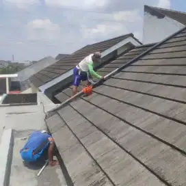 Tukang perbaikan atap bergaransi