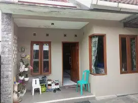 Rumah SHM Plus Usaha pinggir Jl Kaliurang km 17 dekat FASUM