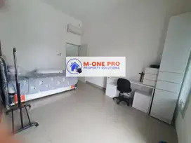 Di Sewakan Rumah 2 lantai Semi Furnish