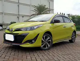 Pajak Panjang Toyota Yaris  1.5 TRD Sportivo Bensin-AT 2018 Kuning