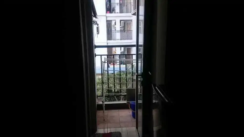 Dijual Apartemen Siap Huni di Green Park, Daan Mogot, Jakarta Barat.