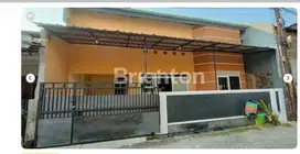 SEWA RUMAH JL TAMBAKMAS