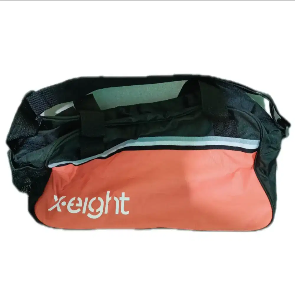Tas Fitness Tas Gym Tas Padel Tas Futsal Merk xeight (X8) Desain Keren