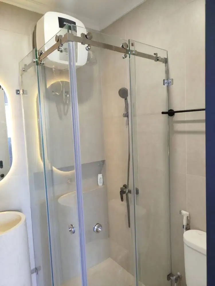 Shower Box Kaca Tempered – Elegan & Tahan Lama | Toko Anugrah Jaya