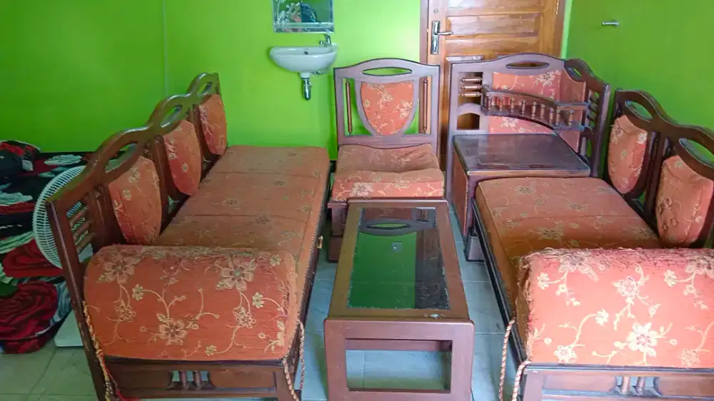 Perkakas rumah borongan