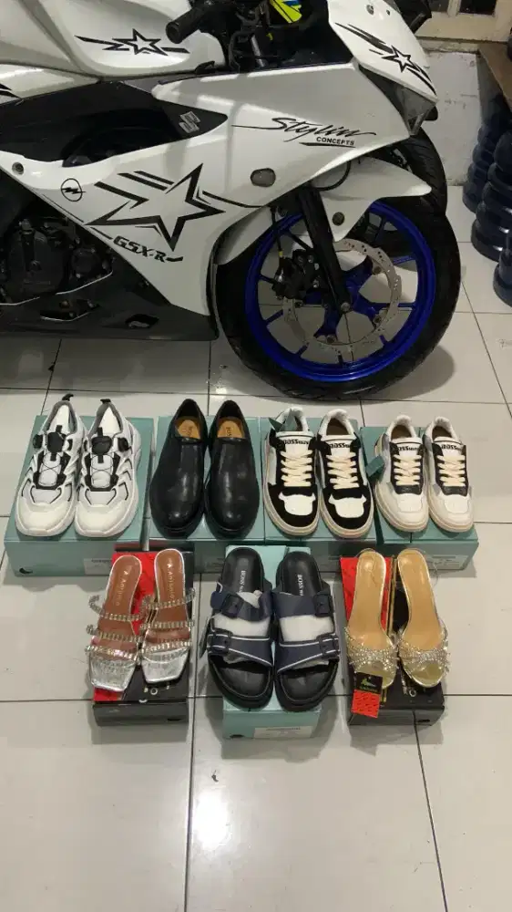 Sepatu & Sendal