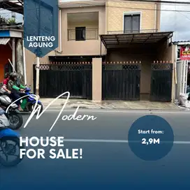 Rumah 2 Lantai di Lenteng Agung, Akses Langsung Jalan Raya