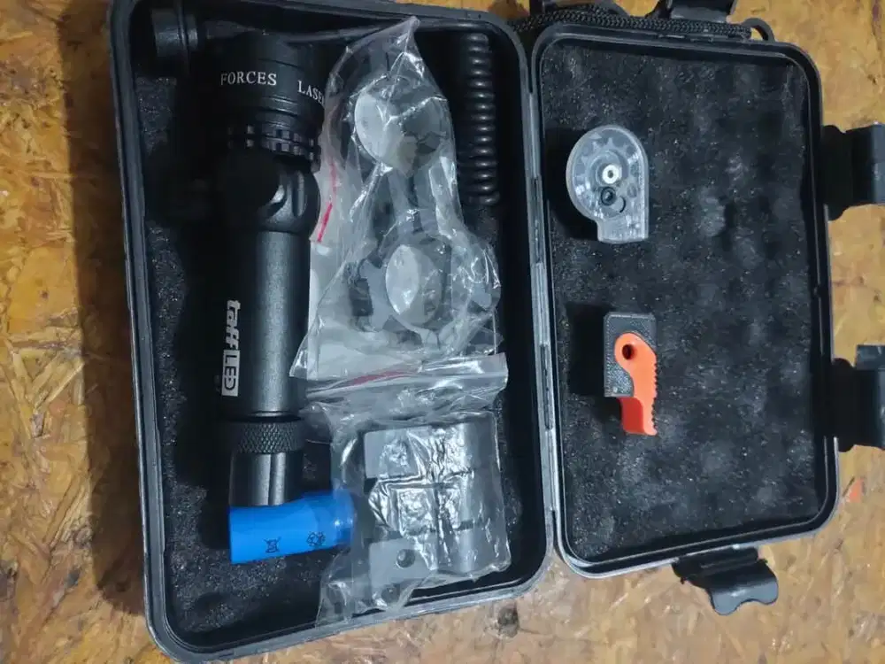 Laser magazine like new