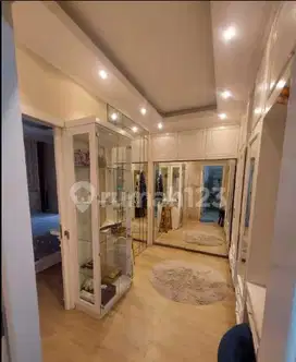 Rumah Bagus Furnished Cluster Bohemia Gading Serpong, Tangerang SHM