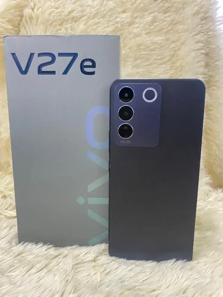 Vivo v27e ram 8/256Gb fullset original#3com