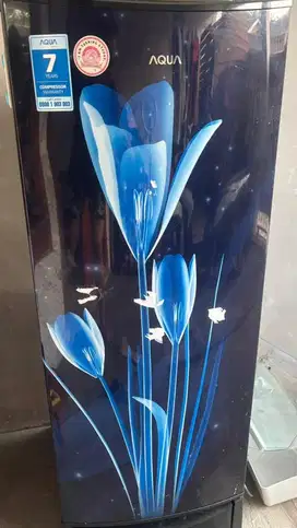 Kulkas aqua japan second