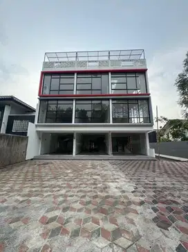 Ruko Baru 4,5 Lantai  siap Huni di Kawasan Pusat Bisnis Kebagusan Jaka