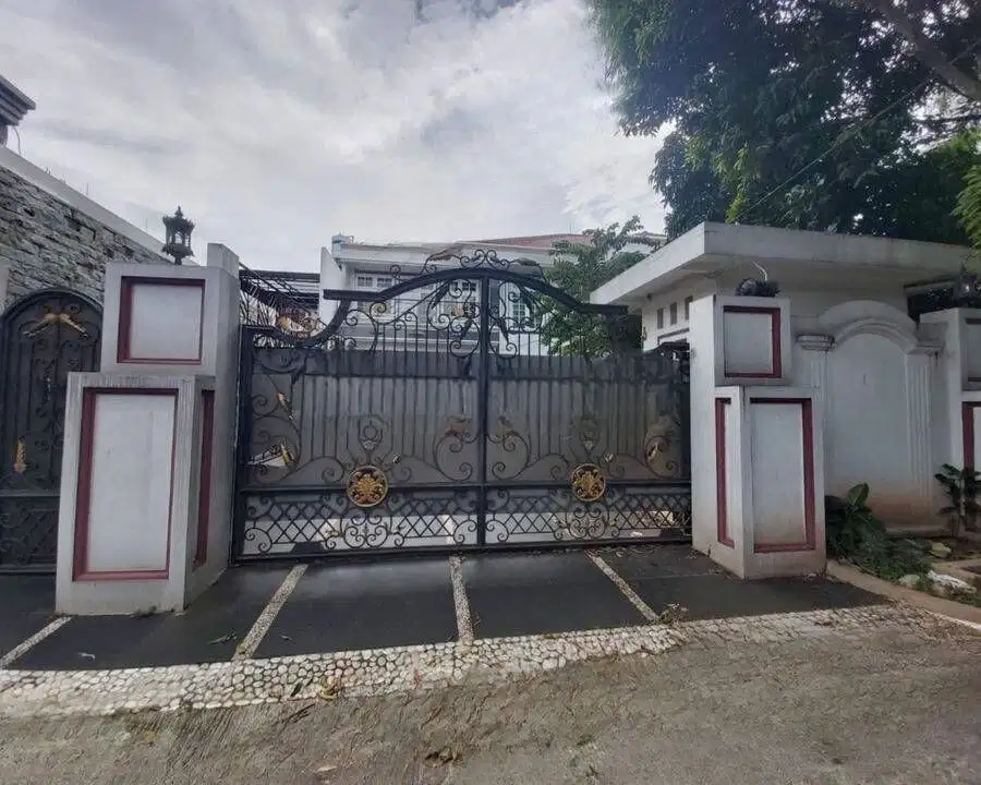 Rumah 2 Lantai di Kavling Polri Jagakarsa, Hanya 6 Menit ke Tol Andara