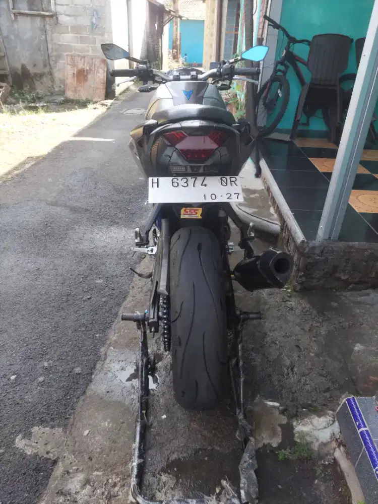 Yamaha MT 25 silver 2015