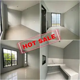 Jual rumah Oakwood Park Citraland Dkt Tpr Woodland