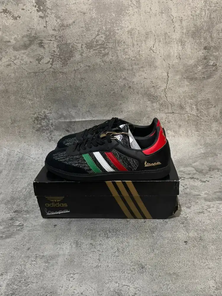 Sepatu Sneaker Pria Adidas X Vespa Limited Edition