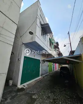 DIJUAL TOWNHOUSE FULL FURNISH KOMPLEK RUKO SUTRISNO PERMAI (WANDYAGO)