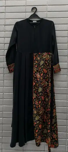 Preloved Gamis Hitam Batik Ayudia Indonesia Size S