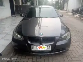 BMW E90 320i AT 2008