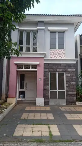 Disewakan Rumah Cluster Bohemia Gading Serpong
