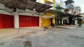 Disewakan ruko di taman harapan indah