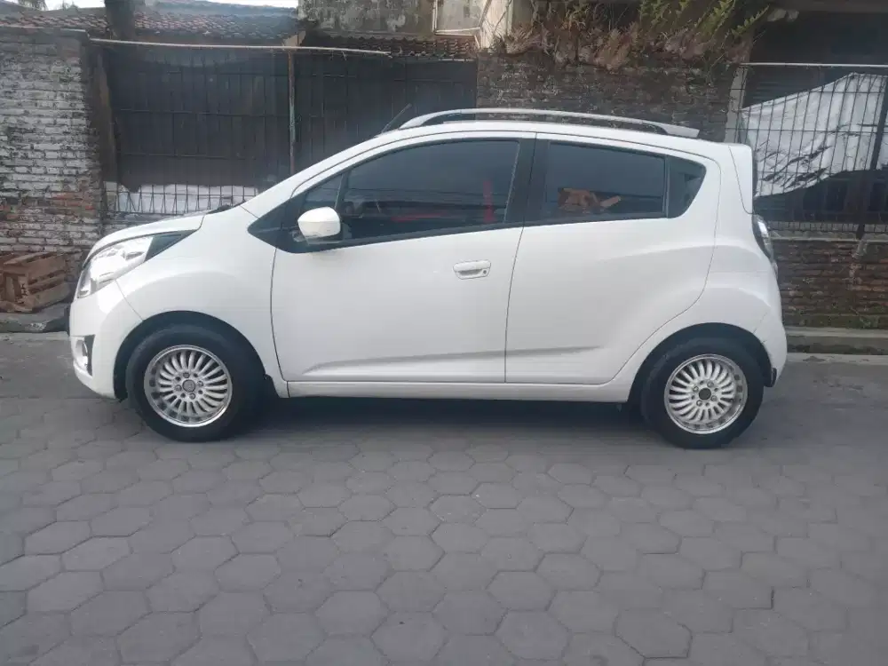 Dijual Chevrolet spark 12LT istmw