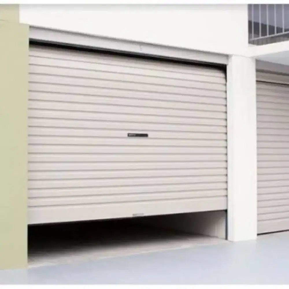 Jual Rolling Door bekas alumunium dengan panjang 2,5m dan lebar 1,5